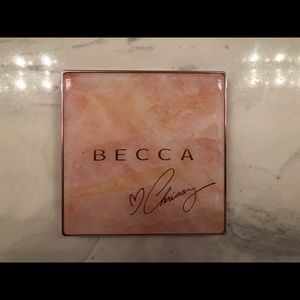 BECCA X Chrissy Teigen Glow Face Palette